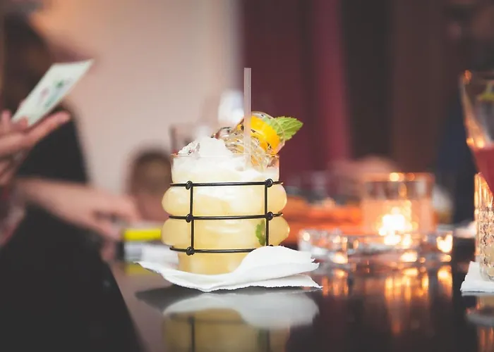 Centru Unirii Luxury Vip Apartament 2 98 Mp ! Parcare Subterana Privata Incalzita Iarna Si Climatizata Vara Doar Cu Rezervare In Limita Locurilor Disponibile ! Proprietate In Regim Hoteliep - Nu Are Bucatarie ! * Бухарест