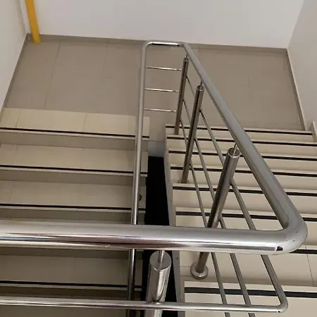 Centru Unirii Luxury Vip Apartament 2 98 Mp ! Parcare Subterana Privata Incalzita Iarna Si Climatizata Vara Doar Cu Rezervare In Limita Locurilor Disponibile ! Proprietate In Regim Hoteliep - Nu Are Bucatarie ! Bukareszt
