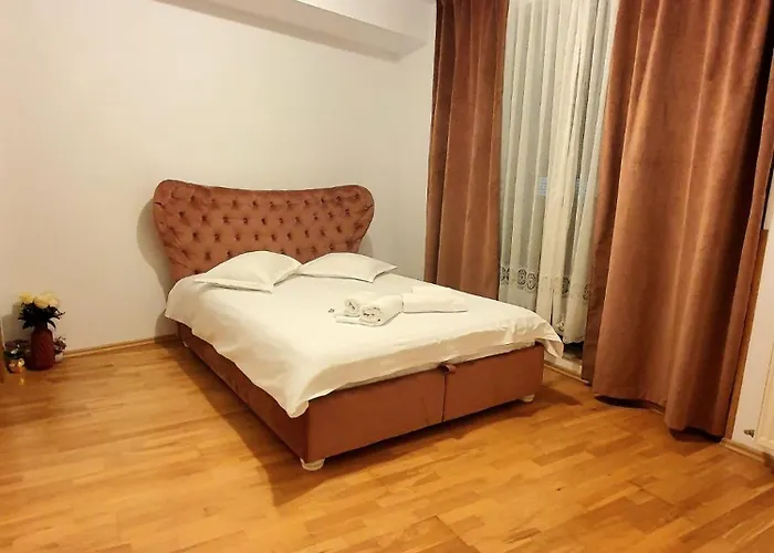 Centru Unirii Luxury Vip Apartament 2 98 Mp ! Parcare Subterana Privata Incalzita Iarna Si Climatizata Vara Doar Cu Rezervare In Limita Locurilor Disponibile ! Proprietate In Regim Hoteliep - Nu Are Bucatarie ! Bukarest
